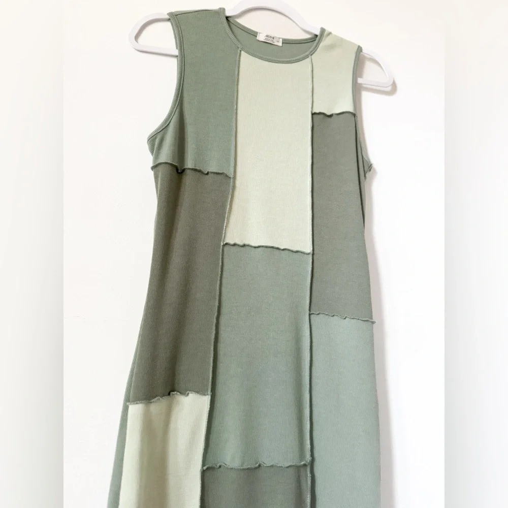 Ardene Colorblock Dress - Picture 3 of 5